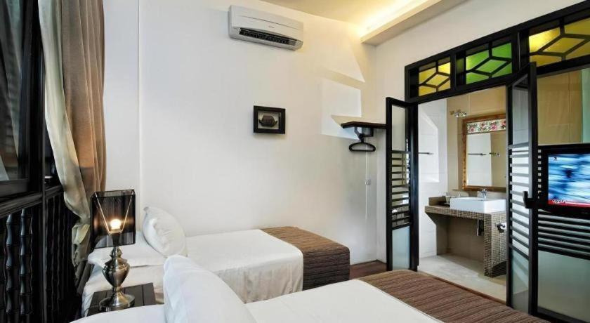 Courtyard At Heeren Boutique Hotel